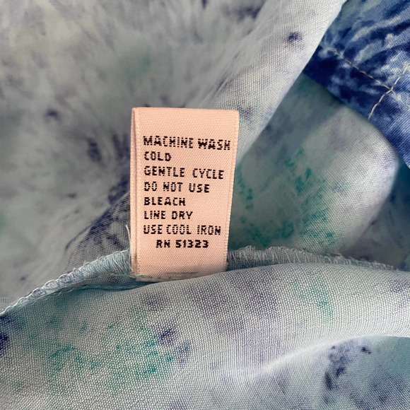 Josephine Chaus Studio Woman's Hi-Neck Short Sleeve Button Down Sz 12 - Picture 8 of 8